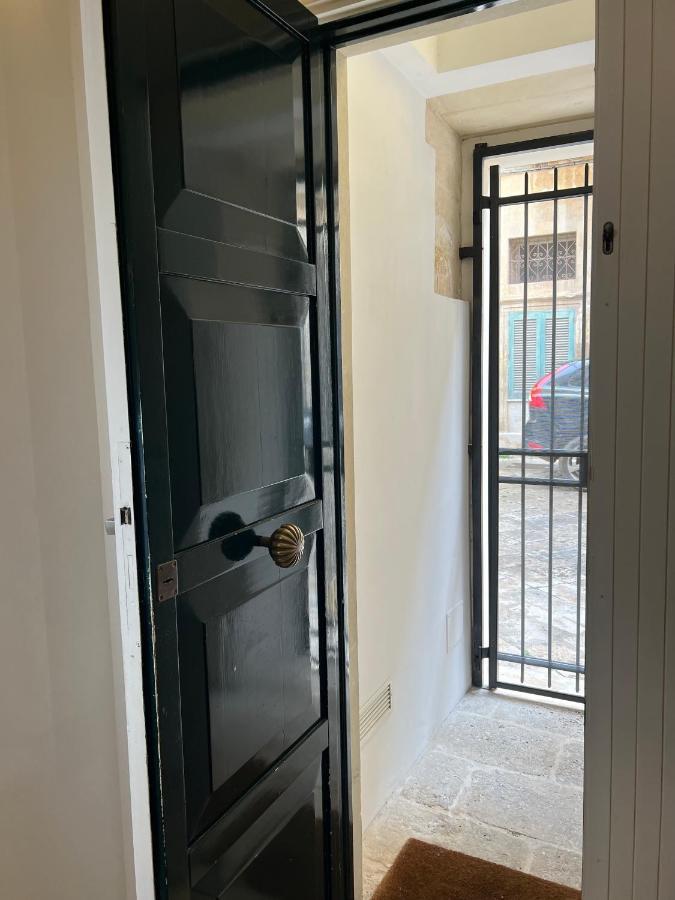 Li Turnisi Apartment Lecce Exteriér fotografie
